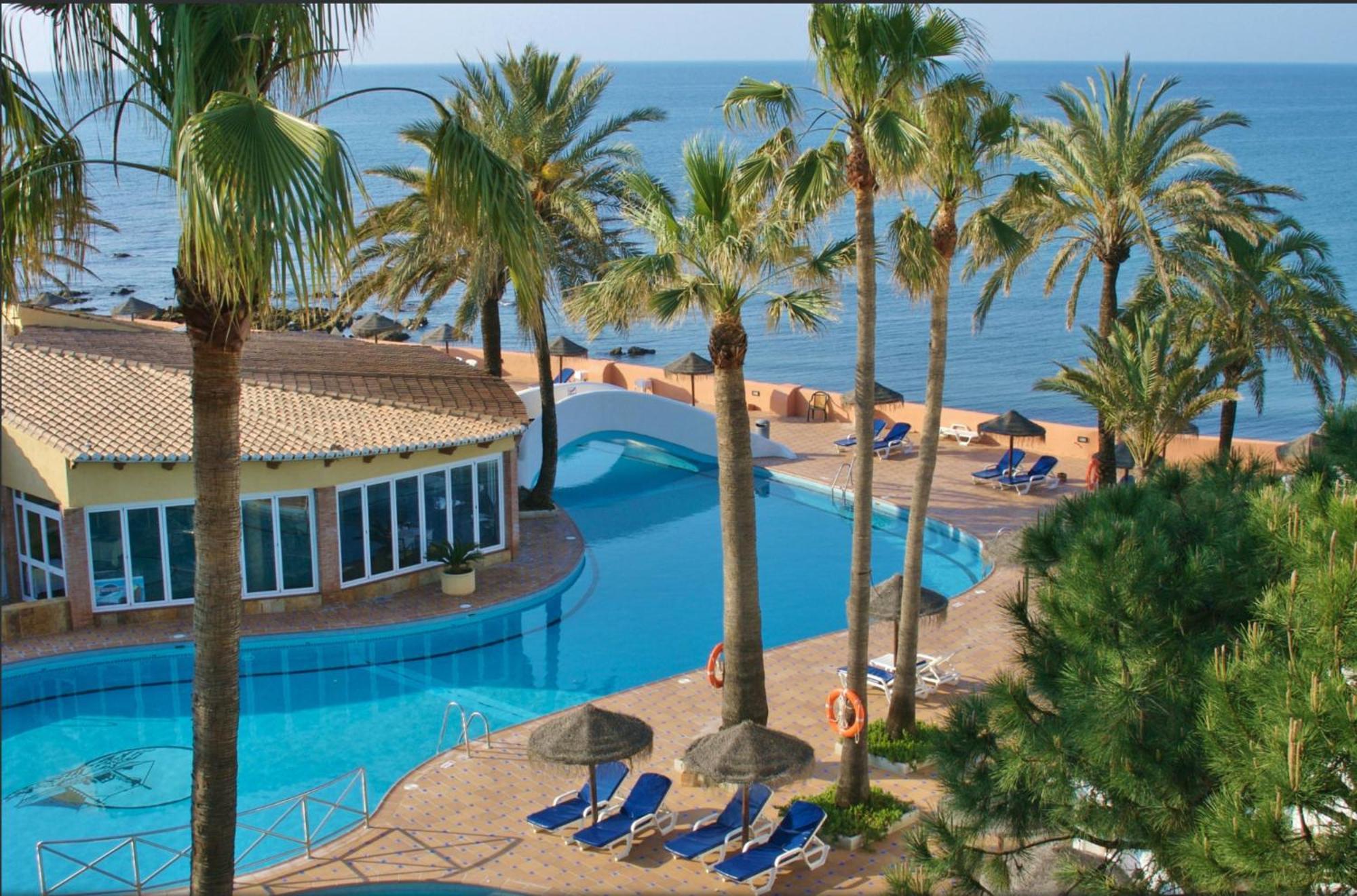 Fantastic In Front Complex In Calahonda - Dona Lola - Cs129 *